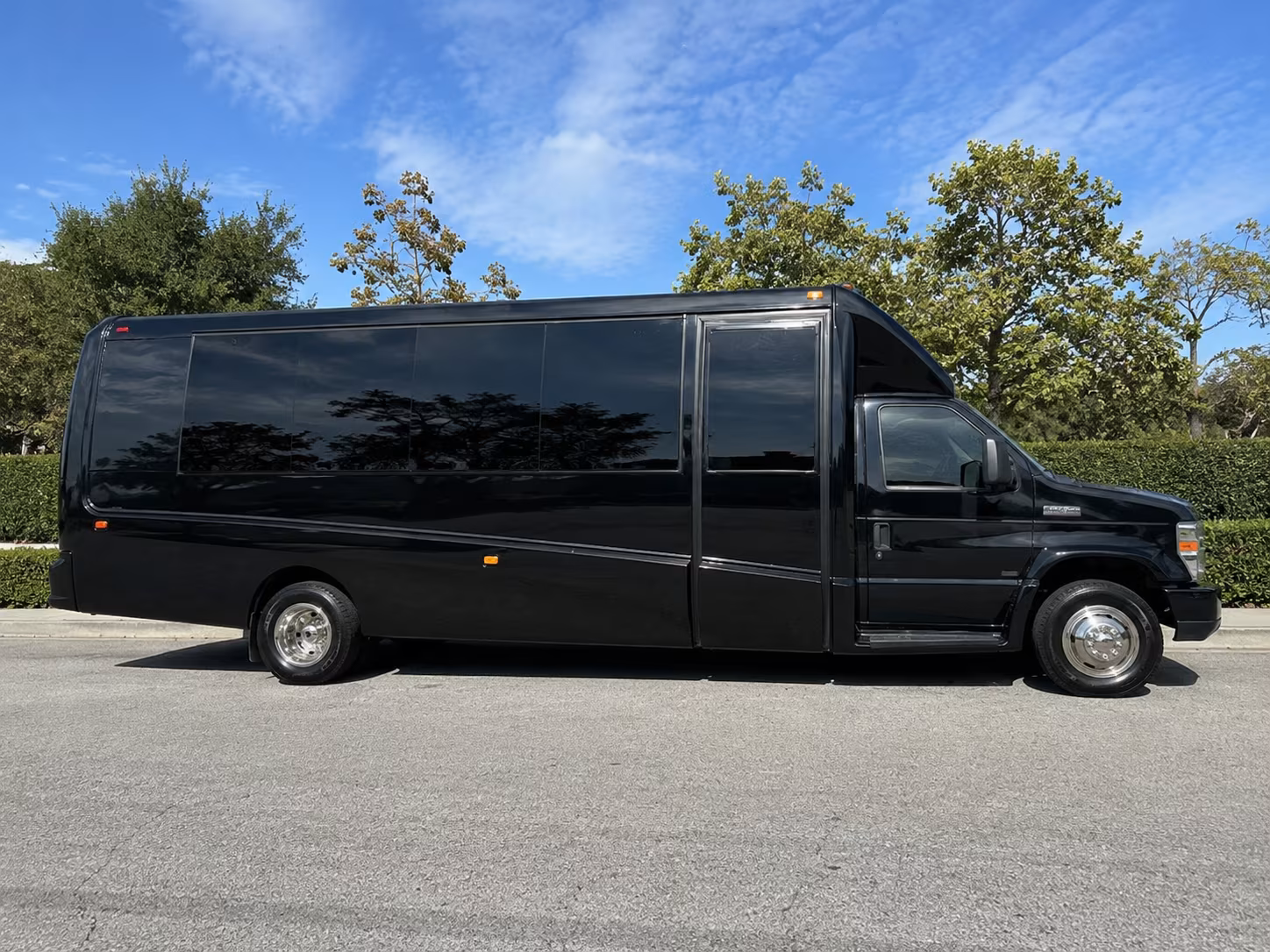 choosing the right bus size for your bayonne field trip is easy