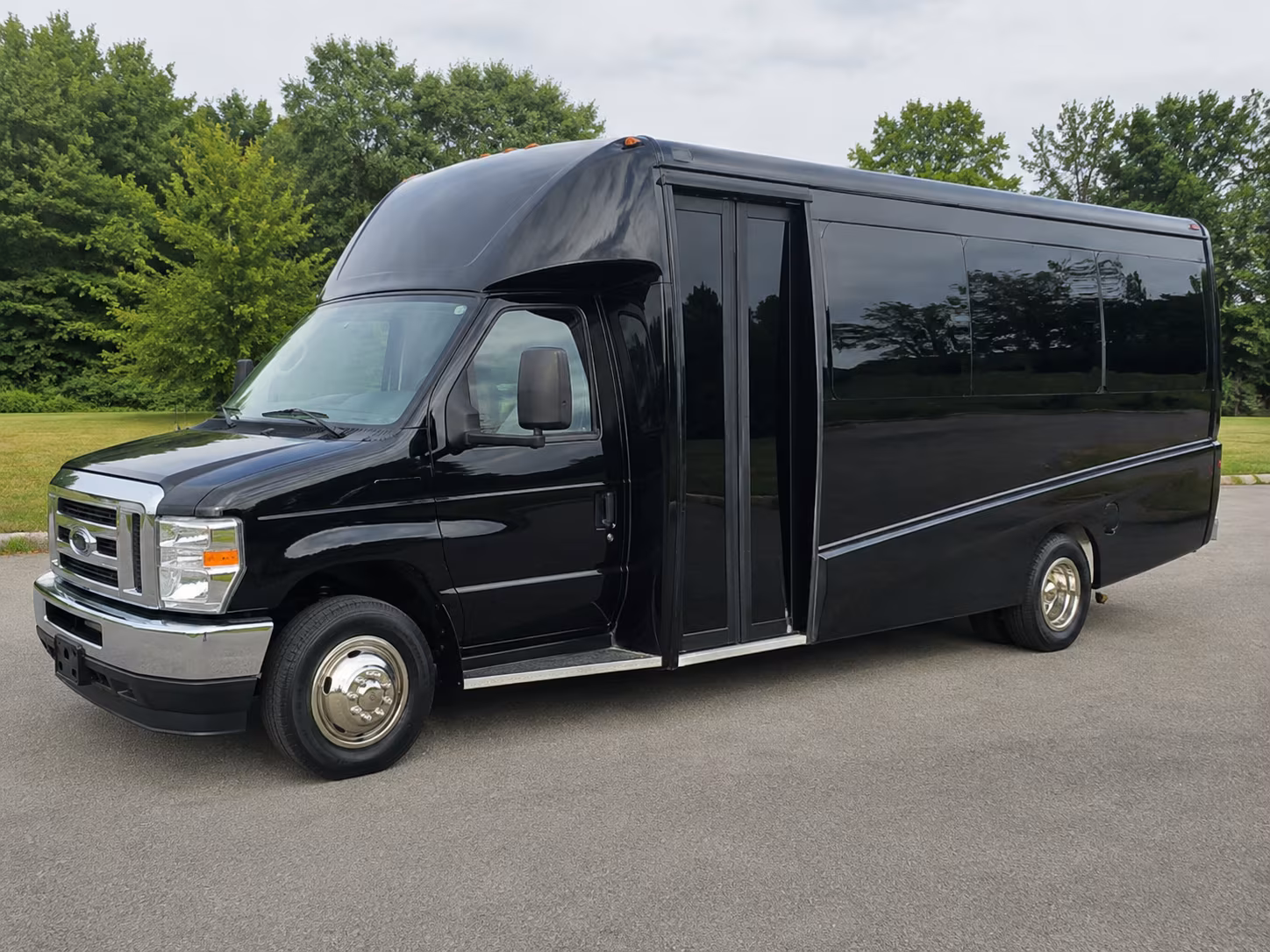 elizabeth winery tour charter bus rentals