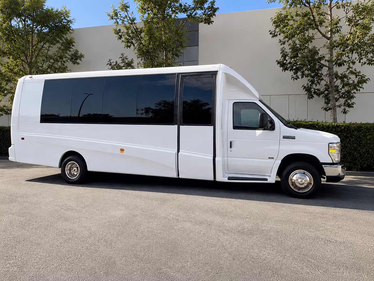 yankees mets knicks and rangers your bus is ready for every new york team